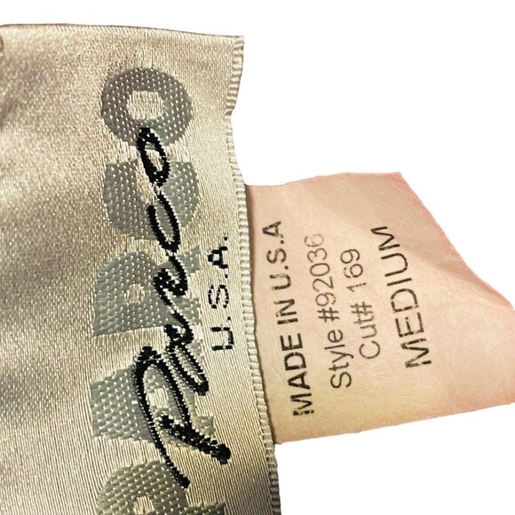 Elegant Burgundy Floor-Length Evening Gown With Rhinestone Brooch Detail & Drape - Picture 8 of 9